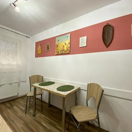 Autumn Bliss Apartment *