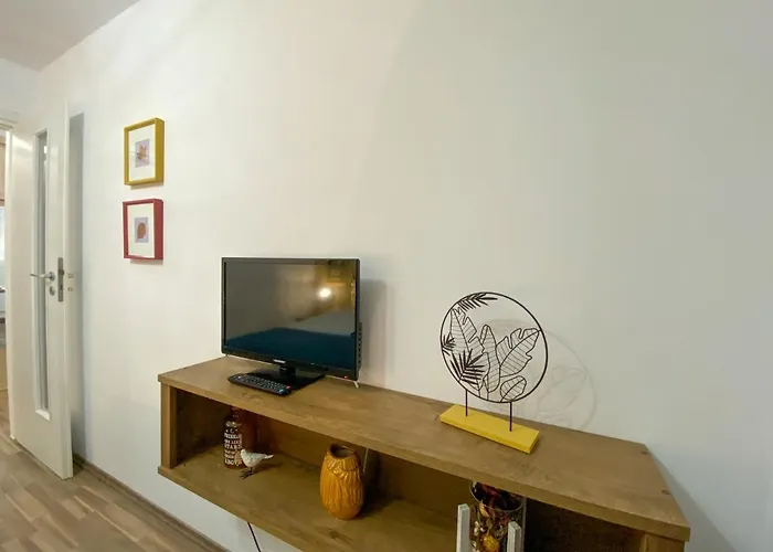 Apartment Autumn Bliss