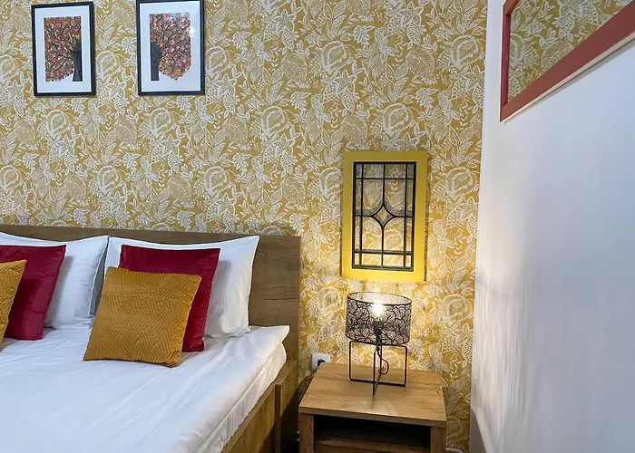 Autumn Bliss Apartment *